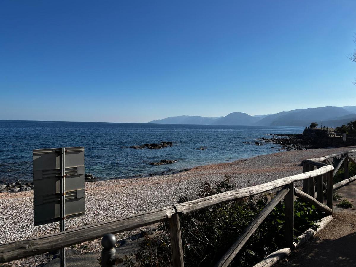 Fronte Mare Apartment Cala Gonone Exterior photo